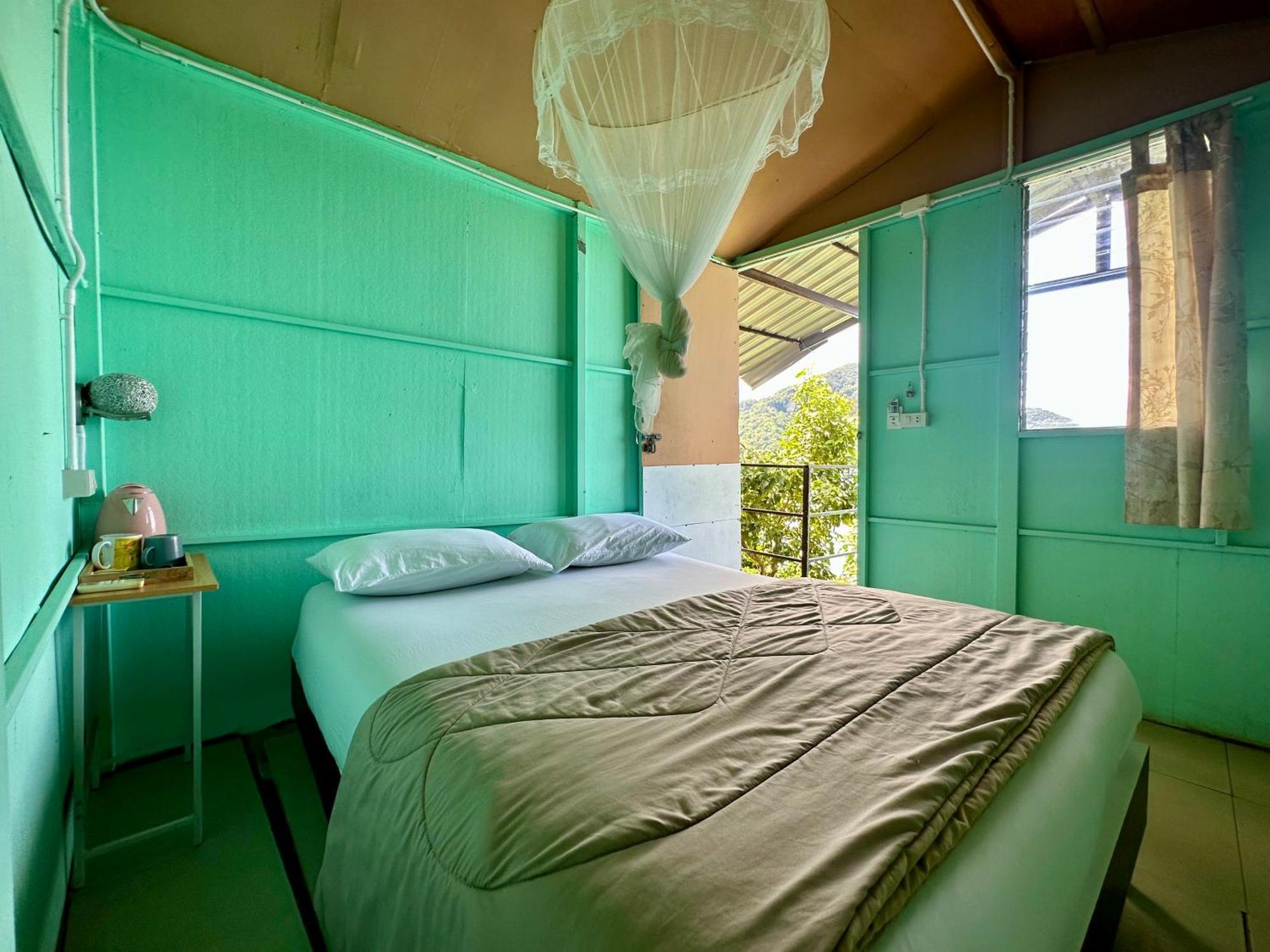 Phi Phi Seaside Bungalow Ngoại thất bức ảnh
